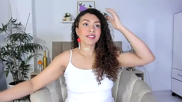 Zoe Gruber online show from February 11, 2026, 11:15 pm