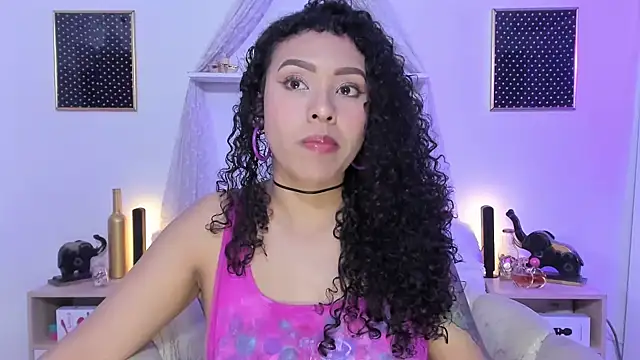 Zoe Gruber online show from October 4, 2025, 4:52 pm