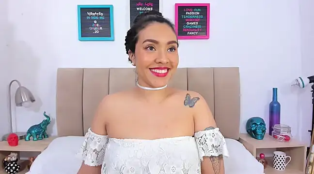 Zoe Gruber online show from March 10, 2025, 1:12 am