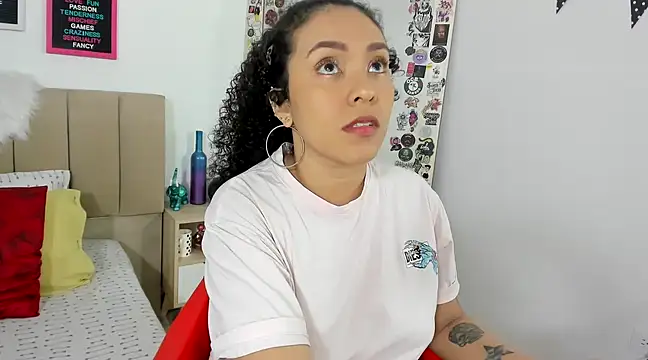 Zoe Gruber online show from February 9, 2025, 10:11 pm