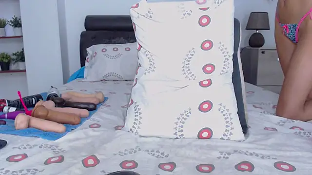 AnaMurcia online show from December 15, 2024, 8:25 pm