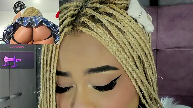 conny  curly online show from March 28, 2026, 2:29 pm