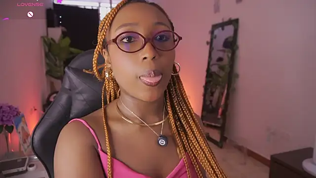 EmmaSanzz  online show from March 16, 2026, 3:48 pm