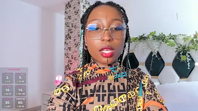 EmmaSanzz  online show from March 14, 2025, 2:41 pm