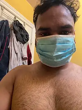 Snapshot of VFuck4U_xxx chatting on January 22, 2025, 11:12 am VFuck4U xxx online show from January 22, 2025, 11:12 am