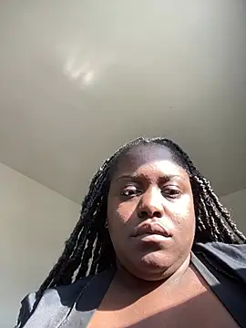 fantasygyal online show from June 29, 2026, 9:25 pm