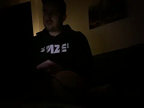 Snapshot of Fuckbuddy36 chatting on December 15, 2024, 12:51 am Fuckbuddy36 online show from December 15, 2024, 12:51 am