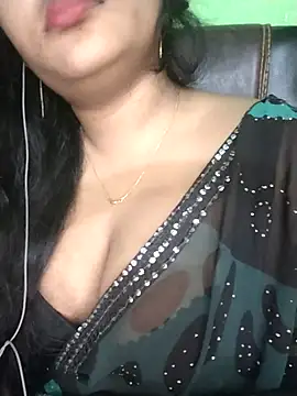 Snapshot of Kotha_-Moni chatting on July 5, 2026, 4:25 pm Kotha -Moni online show from July 5, 2026, 4:25 pm