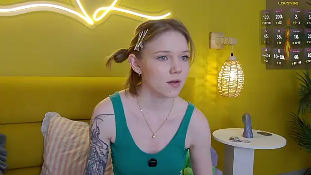 lessysweety online show from May 20, 2026, 3:14 am