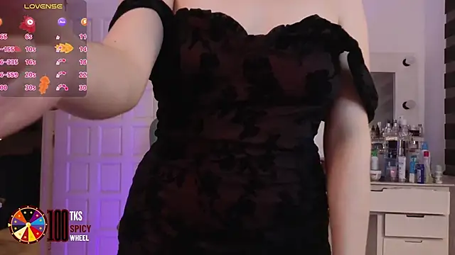 LilyVelvett online show from November 29, 2025, 3:28 am