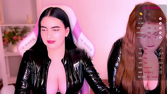 Snapshot of EvangelinaVangelis chatting on December 1, 2025, 3:35 pm EvangelinaVangelis online show from December 1, 2025, 3:35 pm