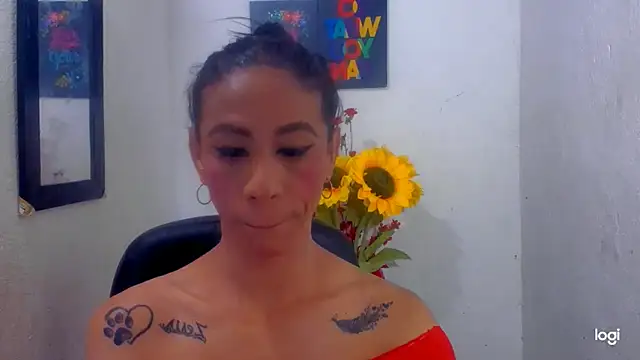 Snapshot of juanblakbigcock chatting on October 25, 2025, 4:40 pm juanblakbigcock online show from October 25, 2025, 4:40 pm