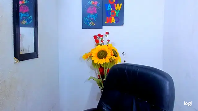 Snapshot of juanblakbigcock chatting on November 29, 2025, 5:02 pm juanblakbigcock online show from November 29, 2025, 5:02 pm