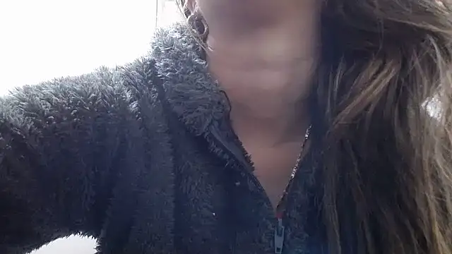 Luna girlhot  online show from February 5, 2026, 4:36 pm