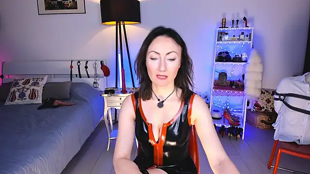 Snapshot of MissAliciaFD chatting on March 12, 2025, 11:10 am MissAliciaFD online show from March 12, 2025, 11:10 am