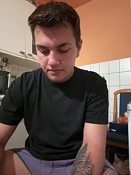 Snapshot of lacikaboyy chatting on February 8, 2025, 9:04 pm lacikaboyy online show from February 8, 2025, 9:04 pm