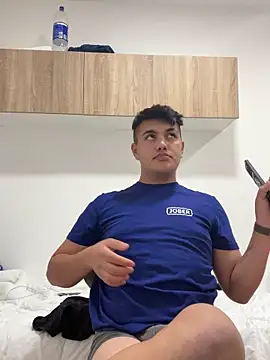 Snapshot of lacikaboyy chatting on December 9, 2024, 8:23 pm lacikaboyy online show from December 9, 2024, 8:23 pm