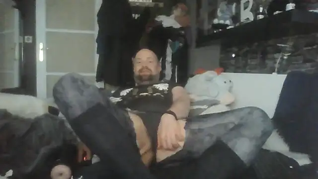 Prehistorixxx2686 online show from April 23, 2026, 8:43 am