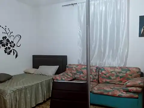 danasantoreal online show from November 18, 2025, 8:17 am