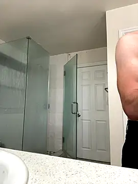 Snapshot of El_Gizmo chatting on September 15, 2025, 7:42 am El Gizmo online show from September 15, 2025, 7:42 am