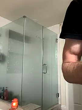 Snapshot of El_Gizmo chatting on November 8, 2025, 8:18 am El Gizmo online show from November 8, 2025, 8:18 am