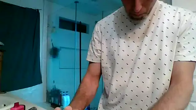 El Gizmo online show from February 14, 2026, 11:21 am