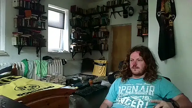 Snapshot of sunr1sa chatting on November 2, 2025, 7:13 am sunr1sa online show from November 2, 2025, 7:13 am