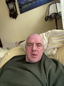 Snapshot of Evolite123 chatting on January 19, 2025, 2:28 pm Evolite123 online show from January 19, 2025, 2:28 pm