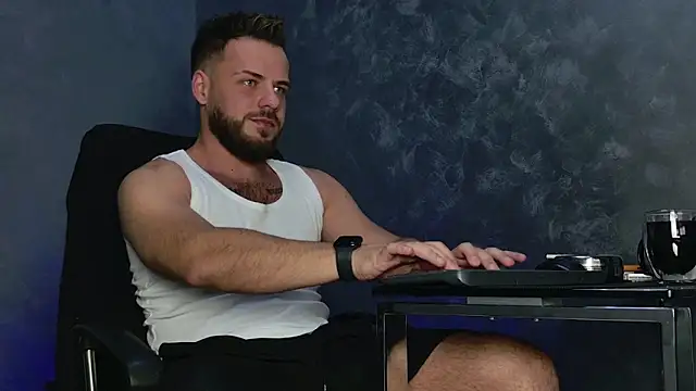 Snapshot of juliusmasters chatting on December 2, 2025, 7:48 pm juliusmasters online show from December 2, 2025, 7:48 pm