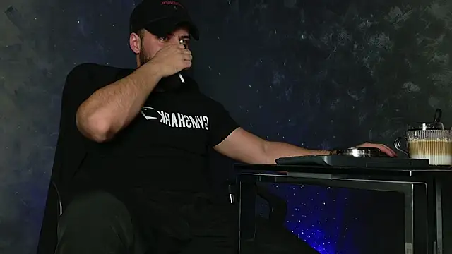 Snapshot of juliusmasters chatting on November 27, 2025, 8:09 pm juliusmasters online show from November 27, 2025, 8:09 pm