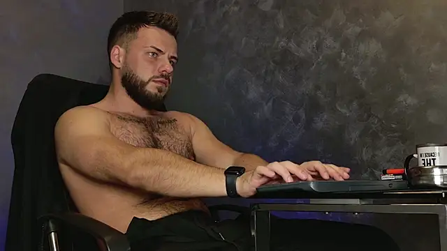 Snapshot of juliusmasters chatting on December 4, 2025, 8:41 pm juliusmasters online show from December 4, 2025, 8:41 pm