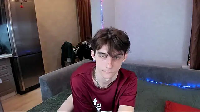 Snapshot of Aaron_Boom chatting on May 17, 2026, 9:04 pm Aaron Boom online show from May 17, 2026, 9:04 pm