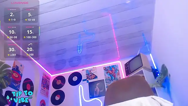 Snapshot of tamarafoxy_ chatting on October 5, 2025, 2:30 pm tamarafoxy online show from October 5, 2025, 2:30 pm