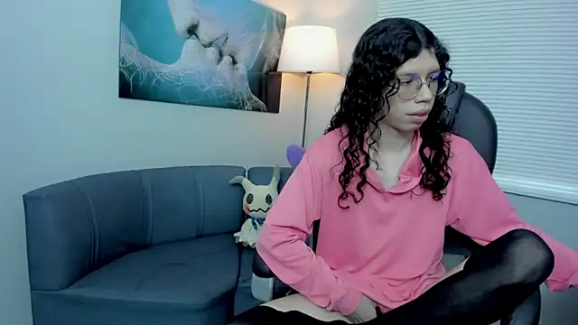 Angel Dust18 online show from November 8, 2025, 4:32 pm