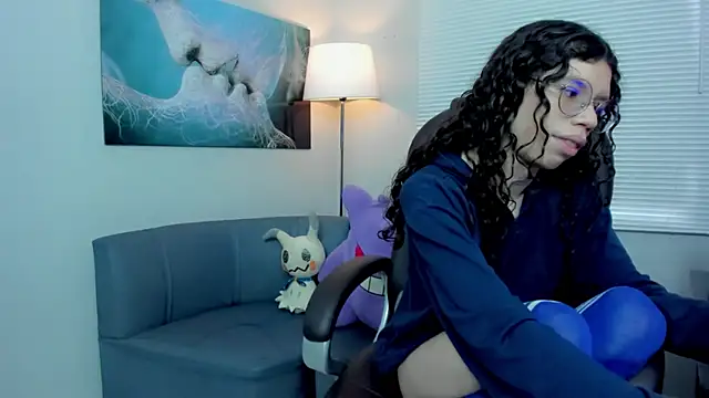 Angel Dust18 online show from November 25, 2025, 3:12 pm