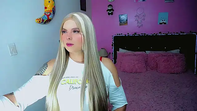 SweetKim21 online show from April 14, 2026, 2:27 am