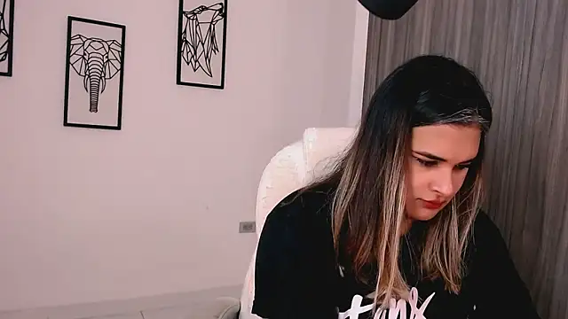 Snapshot of Kathee_zep chatting on November 2, 2025, 5:01 am Kathee zep online show from November 2, 2025, 5:01 am