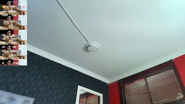 Snapshot of AlexLenox_ chatting on November 12, 2025, 1:15 pm AlexLenox online show from November 12, 2025, 1:15 pm