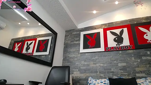 dayadubey  online show from December 3, 2025, 10:03 am