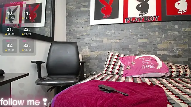 dayadubey  online show from November 5, 2025, 8:17 am