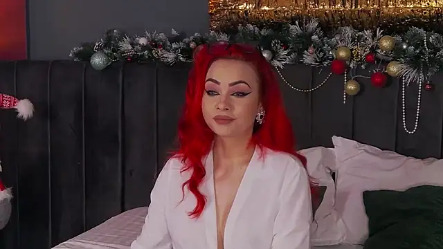 Snapshot of Emmelyn chatting on December 5, 2025, 5:28 am Emmelyn online show from December 5, 2025, 5:28 am