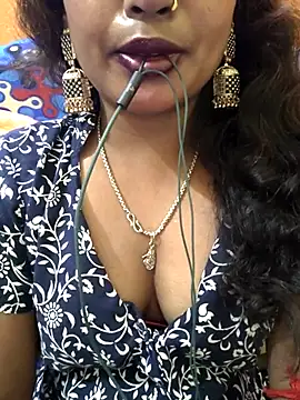 jasss-11 online show from November 8, 2025, 6:22 pm