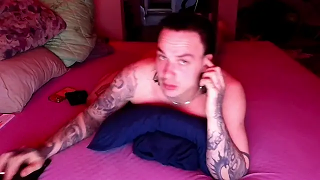 Snapshot of baphomet_from_ice chatting on April 25, 2026, 1:14 pm baphomet from ice online show from April 25, 2026, 1:14 pm
