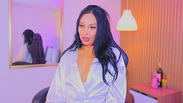 Dakota diaz  online show from April 20, 2026, 7:37 pm