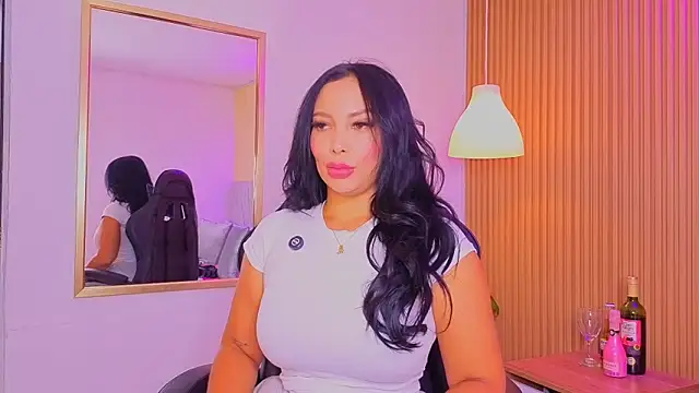 Dakota diaz  online show from April 21, 2026, 7:31 pm