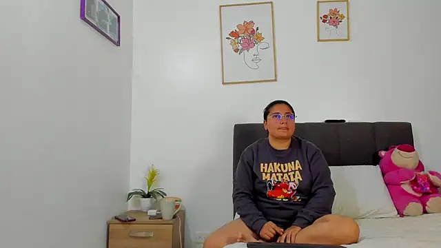 evaa miaa online show from February 15, 2026, 11:09 am