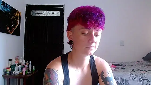 tomboyblue online show from May 14, 2026, 7:44 pm