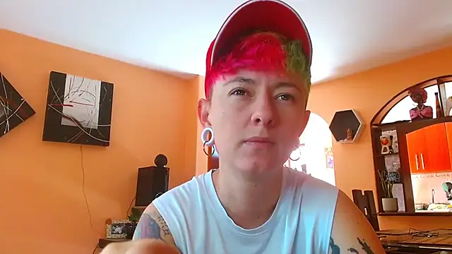 Snapshot of tomboyblue chatting on July 13, 2026, 8:41 pm tomboyblue online show from July 13, 2026, 8:41 pm