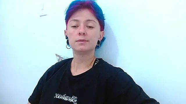 tomboyblue online show from March 26, 2026, 2:04 pm