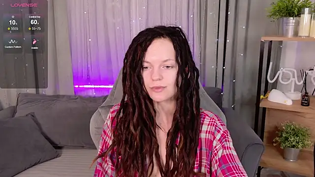 CoreyJane online show from September 23, 2025, 4:41 am